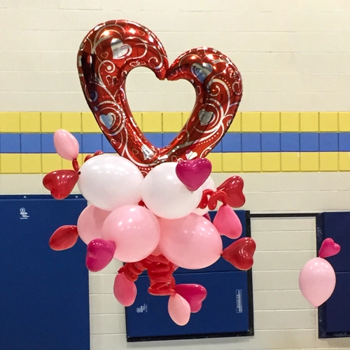 valentine balloon decor