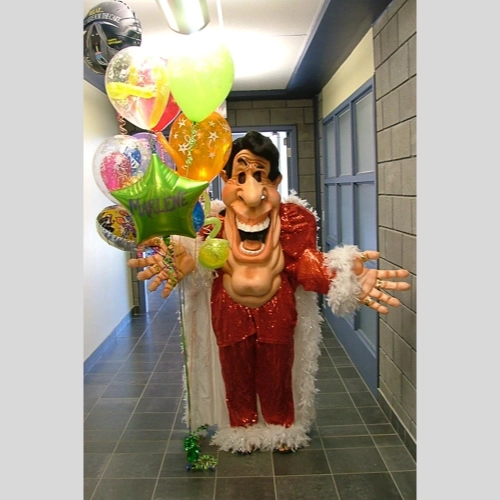 balloon bouquet delivery with Elvis