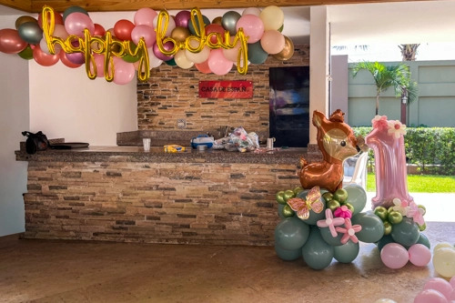 balloon cloud and bouquet for child