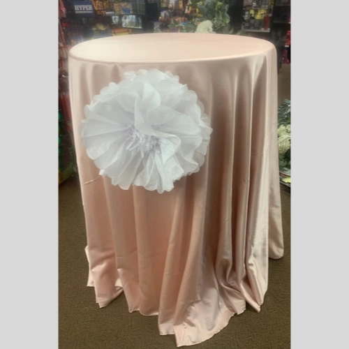 cruiser table with pink cloth