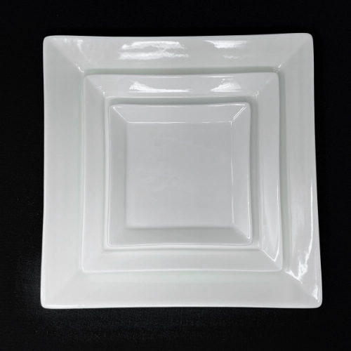 Set of 3 square white dishes